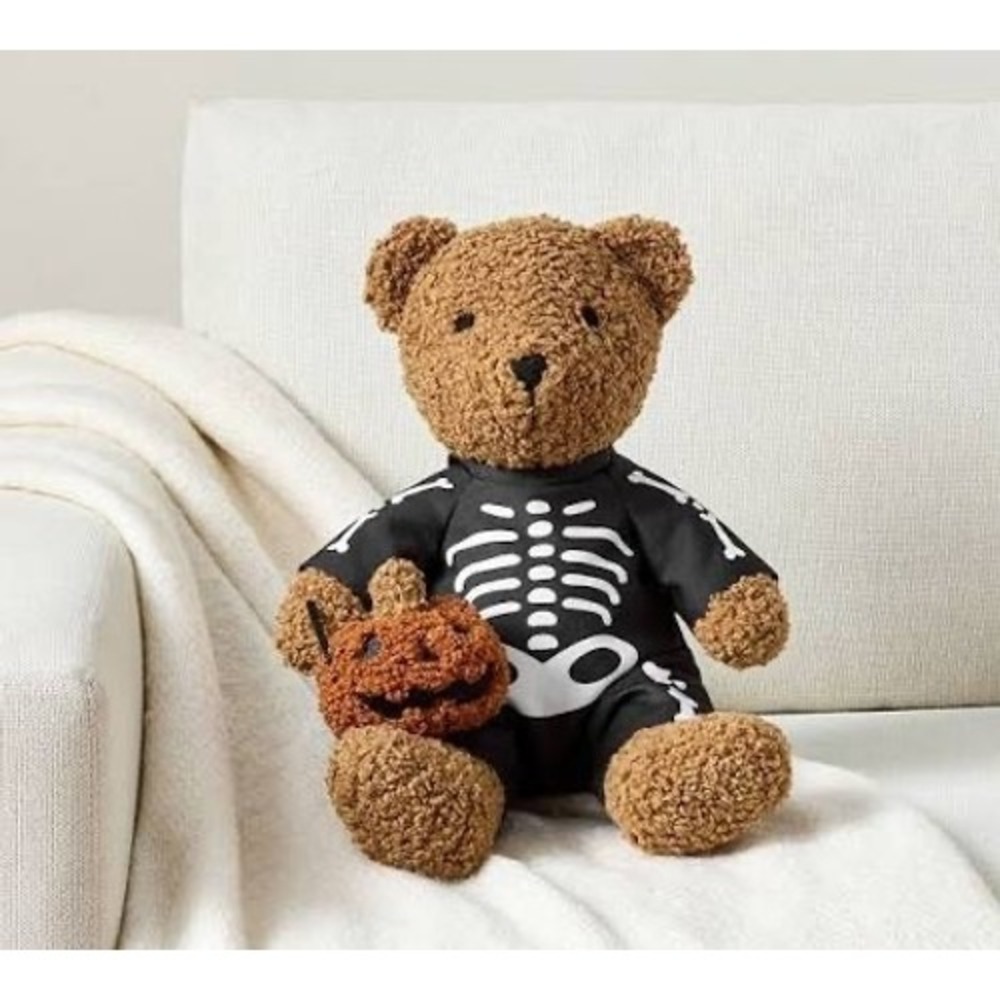 NWT! POTTERY BARN Theo Teddy Trick-or-Treating Pillow Bear Halloween Potterybarn